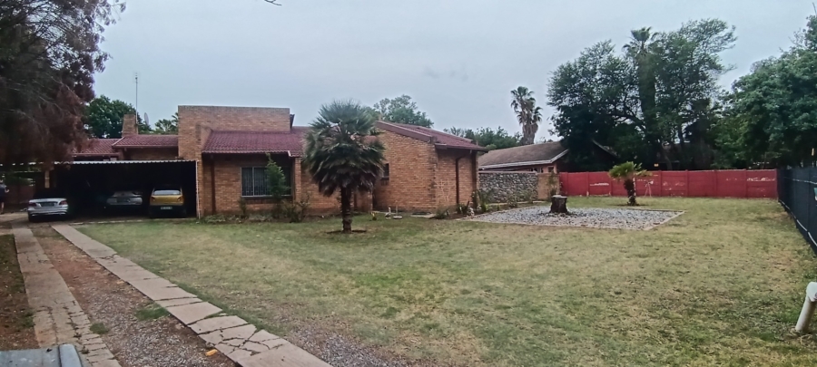 3 Bedroom Property for Sale in Lourenspark North West